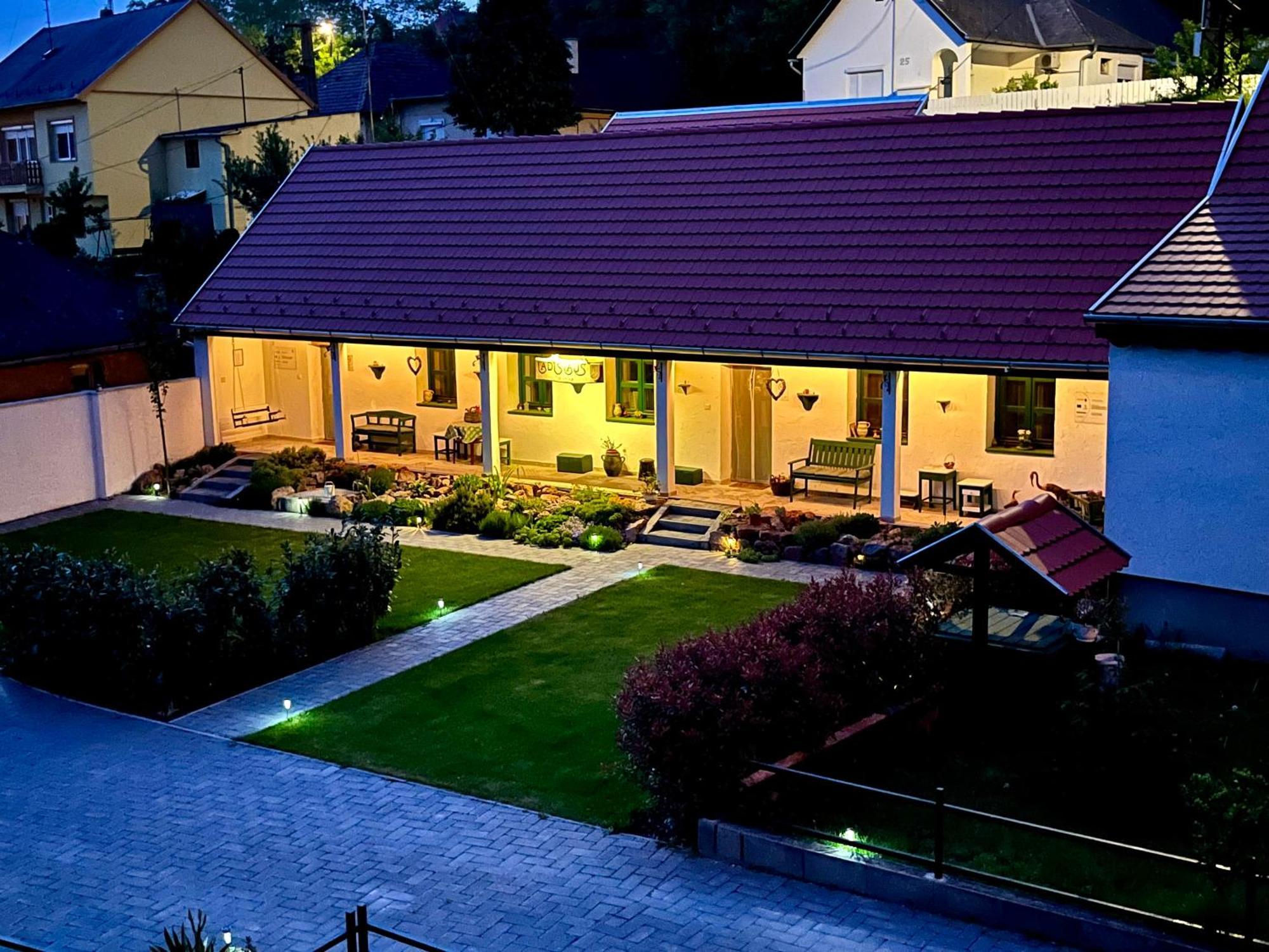 Ladislaus Schnaps-Haus Falusi Vendégház Csolnok Esterno foto